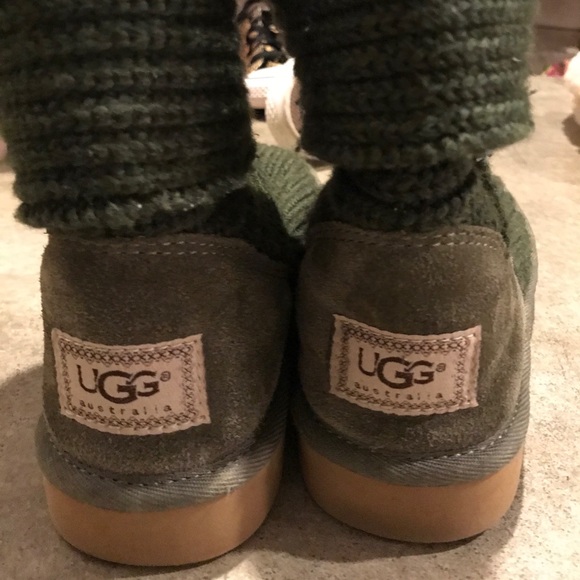 EUC UGG Australia Cardy Sweater Boots - Size 8 - Picture 4 of 5